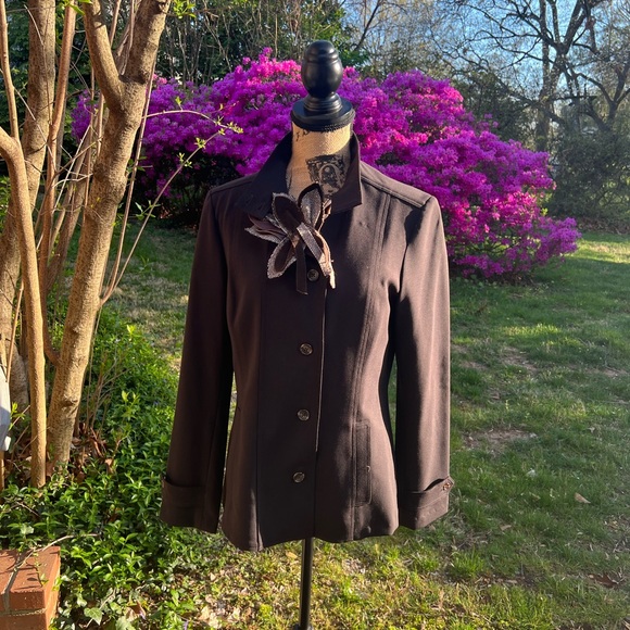 Gorgeous Chic dark brown blazer size 8 - Picture 2 of 8